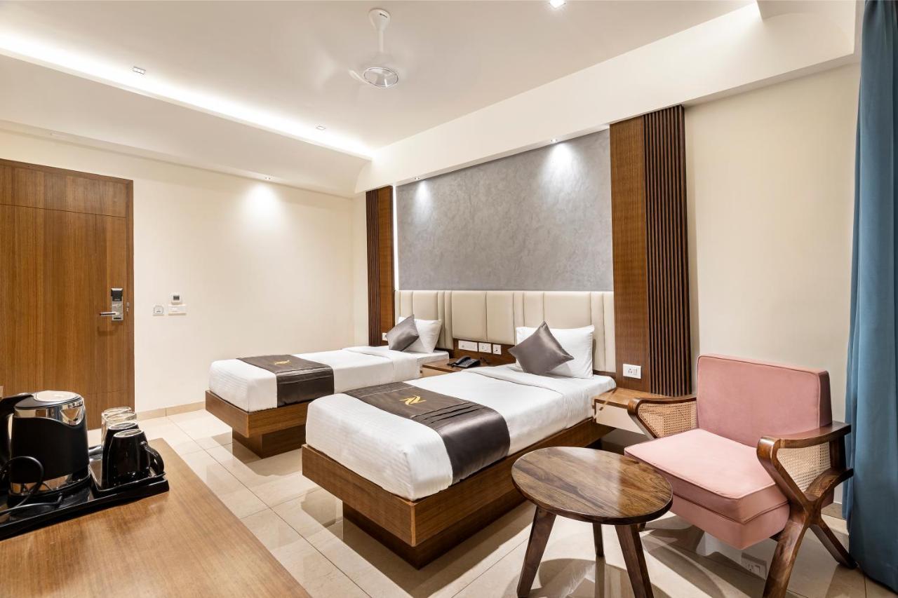 Narthaki Boutique Hotel Bangalore Eksteriør billede