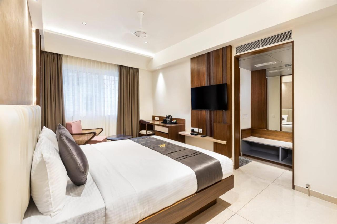 Narthaki Boutique Hotel Bangalore Eksteriør billede