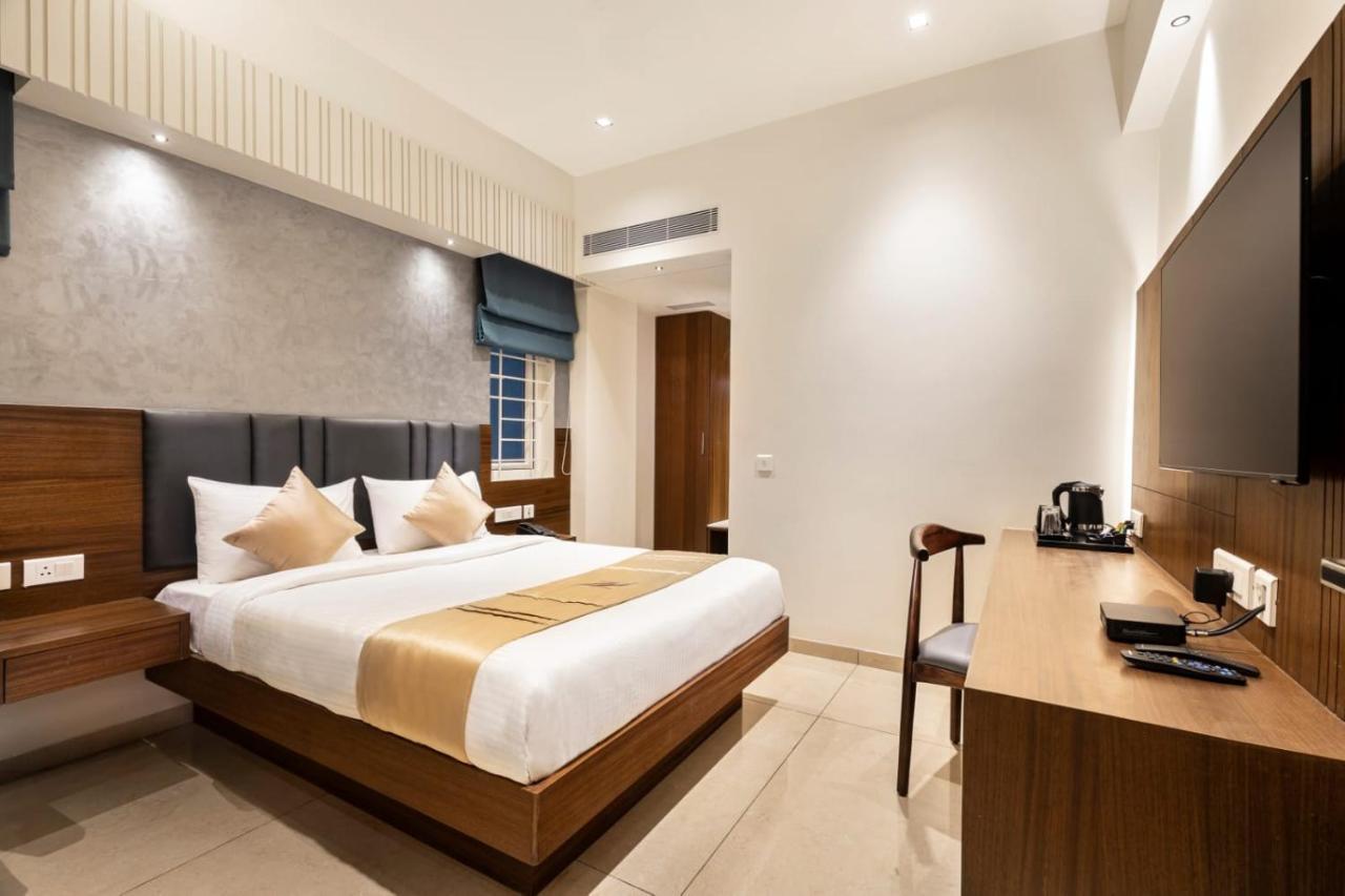 Narthaki Boutique Hotel Bangalore Eksteriør billede